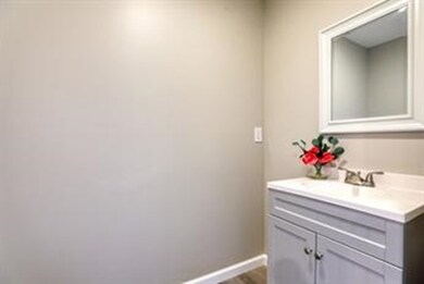 10-12 Sanderson St (Ss) L:11, Springfield, MA 01101 - photo 2