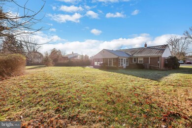 508 Morris Ln, Wallingford, PA 19086 - photo 3