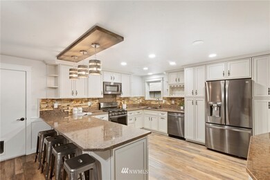 309 Calistoga St E, Orting, WA 98360 - photo 7