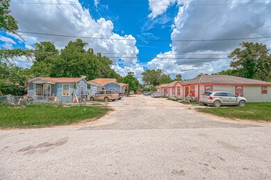 3321 Memel St, Houston, TX 77026 - photo 2