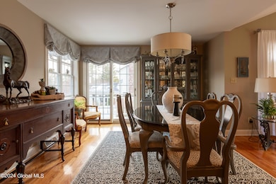 1079 Merlin Dr, Schenectady, NY 12309 - photo 4