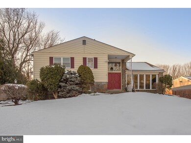 1302 Gainsboro Cir, Bala Cynwyd, PA 19004 - photo 2