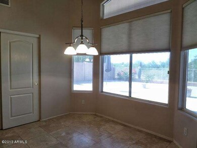 Breakfast Nook w/Bay Window