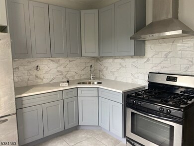 228 Renner Ave unit 2, Newark, NJ 07112 - photo 6