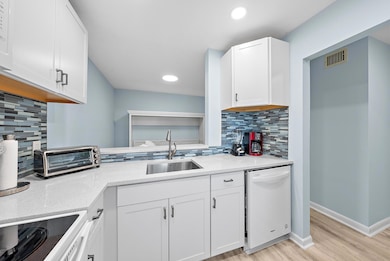 Gulfstream Shores unit 2020, Delray Beach, FL 33483 - photo 7