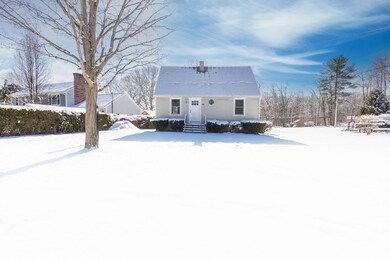 42 Fruit St, Byfield, MA 01922 - photo 2