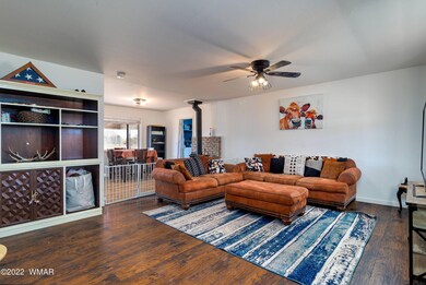 724SSchoolBusLn-Interiors-JEmerald-1