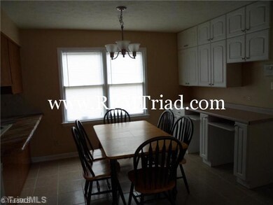 3717 Cameron Terrace, High Point, NC 27265 - photo 4