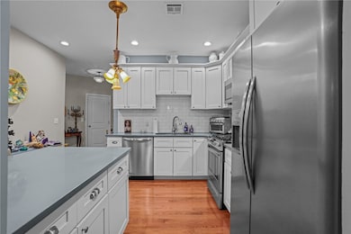 7 Mount Hope Ave unit 207, Providence, RI 02906 - photo 4