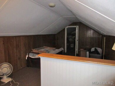 Full attic. Great storage