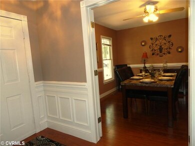 Foyer - Inviting Foyer!!!