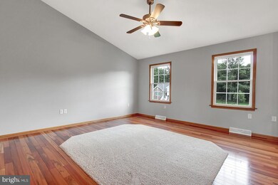 1744 Raven Dr, Chambersburg, PA 17202 - photo 4