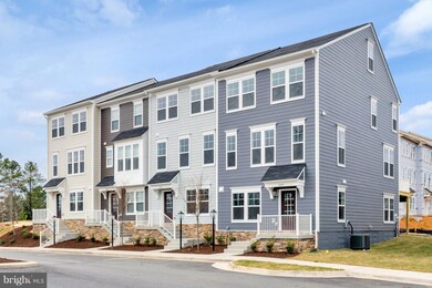 3022 Pinebrook Rd, Landover, MD 20785 - photo 4