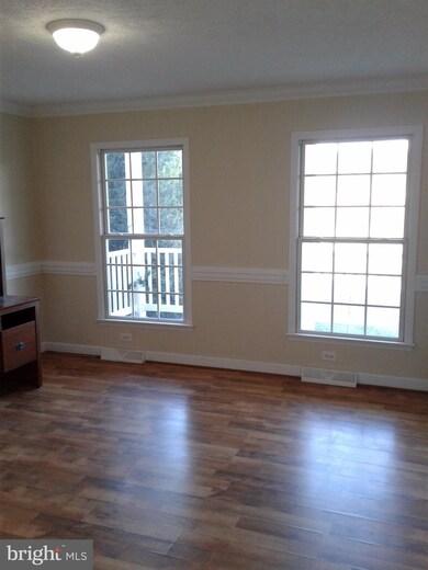 143 Southridge Dr, Berkeley Springs, WV 25411 - photo 6