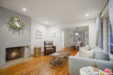 4546 Allott Ave, Sherman Oaks, CA 91423 - photo 4