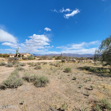 HUGE ON ACRE LOT IN NE SCOTTSDALE
