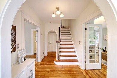 65 Vassar Ave, Providence, RI 02906 - photo 4