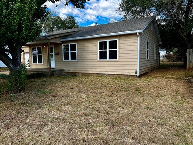 1202 Mark St, Shawnee, OK 74801 - photo 4