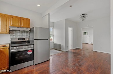 300 U S 9w unit B, Albany, NY 12209 - photo 7