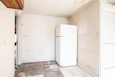 301 Lakeview Dr, Rossville, GA 30741 - photo 6