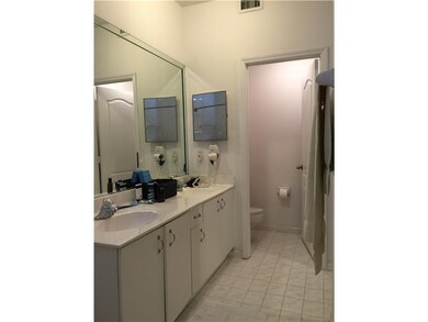 11049 NW 43rd Ln, Doral, FL 33178 - photo 6