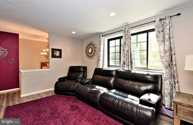 88 Dawn Rd, Levittown, PA 19056 - photo 5