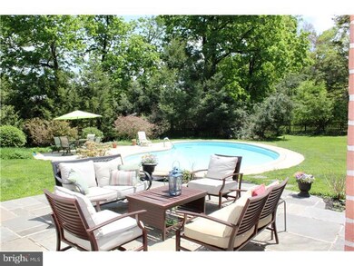 636 Dorset Rd, Devon, PA 19333 - photo 2