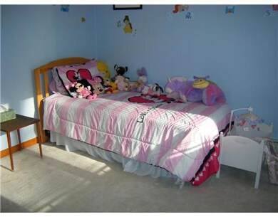 129 Pheasant Dr, Cranston, RI 02920 - photo 6