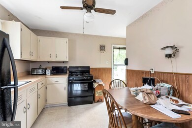 1418 Baetzel Ave, Gloucester City, NJ 08030 - photo 5