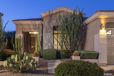 Charming Front Courtyard