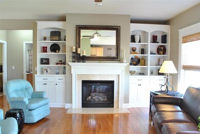 8069 Glen Arbor Dr, Lake Saint Louis, MO 63367 - photo 6