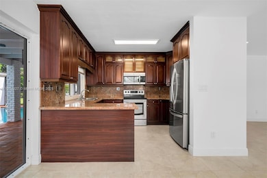 7575 SW 134th St, Miami, FL 33156 - photo 6