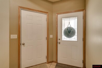 125 Timberwolf Ct, Mankato, MN 56001 - photo 2