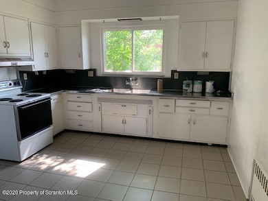 413 N Main St, Old Forge, PA 18518 - photo 6