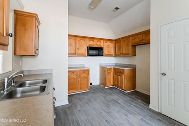 021-photo-kitchen-13553142