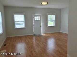 308 Sherwood Ave, Three Oaks, MI 49128 - photo 3