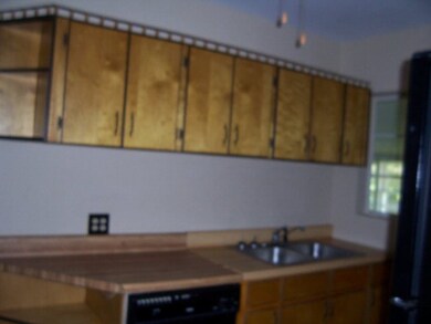 445 Goshen St, Lincolnton, GA 30817 - photo 6