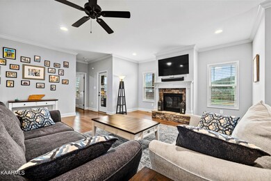 12730 Myrtle Ridge Ln, Knoxville, TN 37932 - photo 3