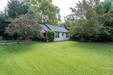 111 Mcphail St, Tomball, TX 77375 - photo 3