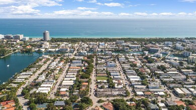 Walking distance to the beach 