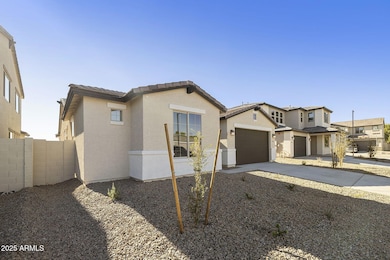 15691 W Mercer Ln, Surprise, AZ 85379 - photo 4