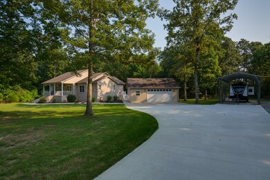 922 Old Seminary Rd, Manchester, TN 37355 - photo 3