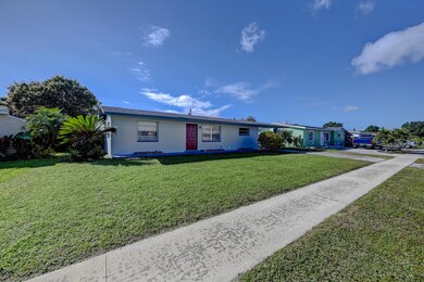 5792 Tarragon Dr, West Palm Beach, FL 33415 - photo 2