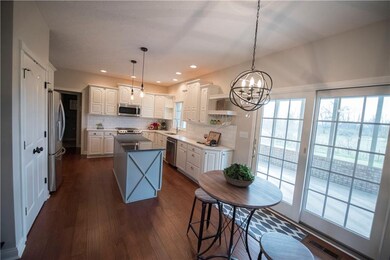 2526 Cedar Bend Ct, Avon, IN 46123 - photo 7