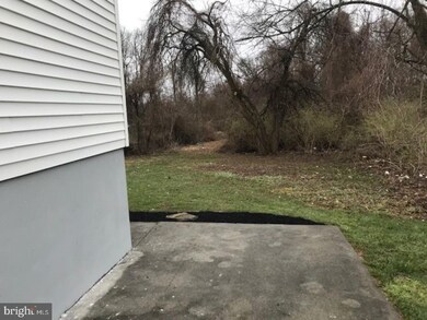 417 Deptford Ave, Woodbury, NJ 08096 - photo 3