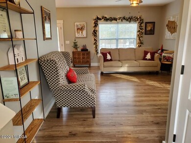 Canes Crossing 17 Great Room