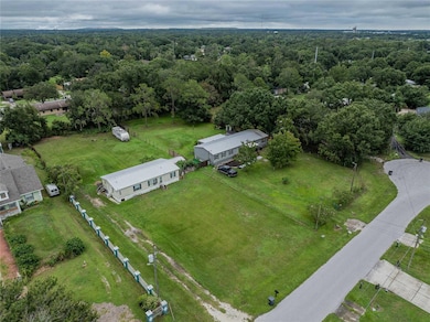 4111 Laurel Crest Ct, Mulberry, FL 33860 - photo 3