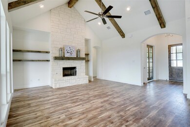 1102 Stagecoach Ranch Dr, Weatherford, TX 76085 - photo 7