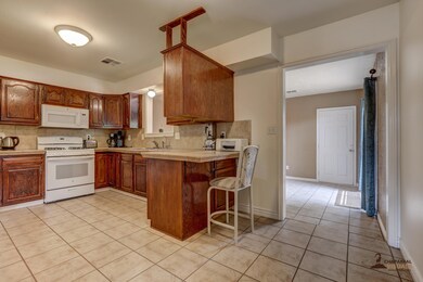 7 Kitchen View 3