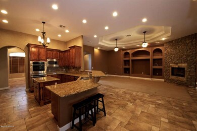 Kicthen & Family Room